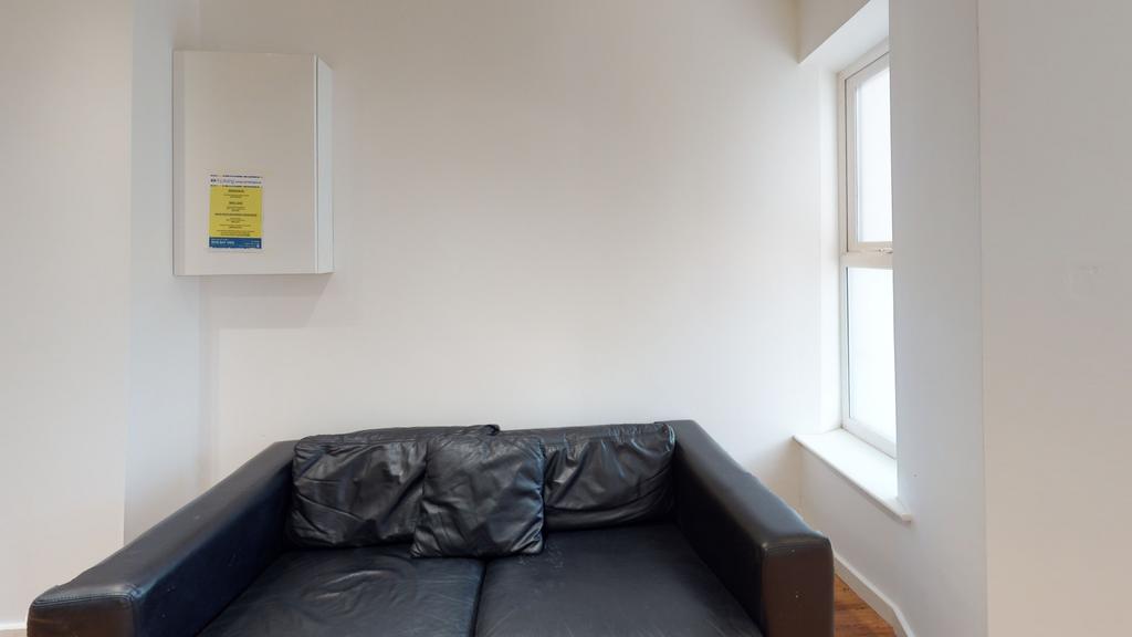6-54-Glasshouse-St-Living-Room
