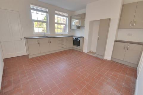 2 bedroom terraced house to rent, Wakefield Road, Ackworth, WF7