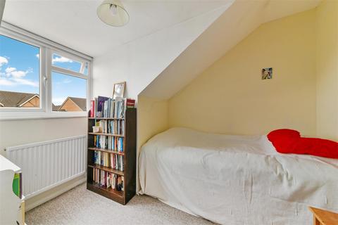 3 Wilkins Close, Mitcham, CR4 3SA