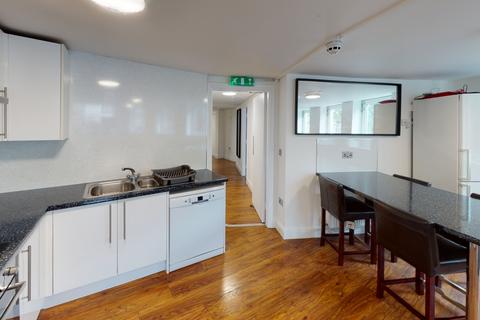 undefined, Flat 1, 54 Glasshouse Street, Nottingham, Nottinghamshire, NG1