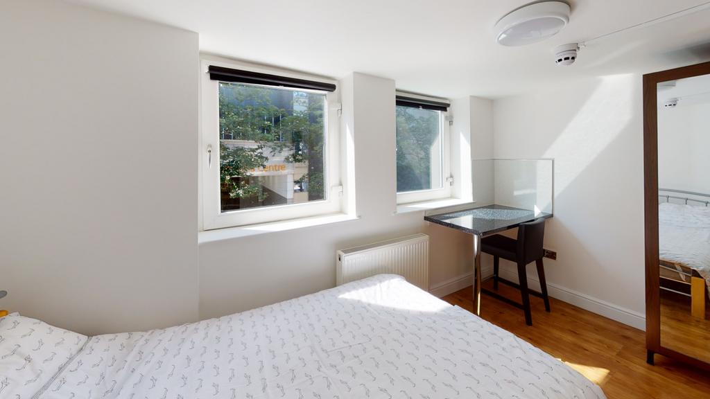 1-54-Glasshouse-St-Bedroom