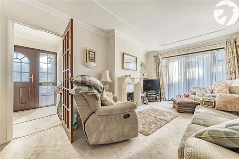 44 Harold Road, Dartford, DA2 7SA