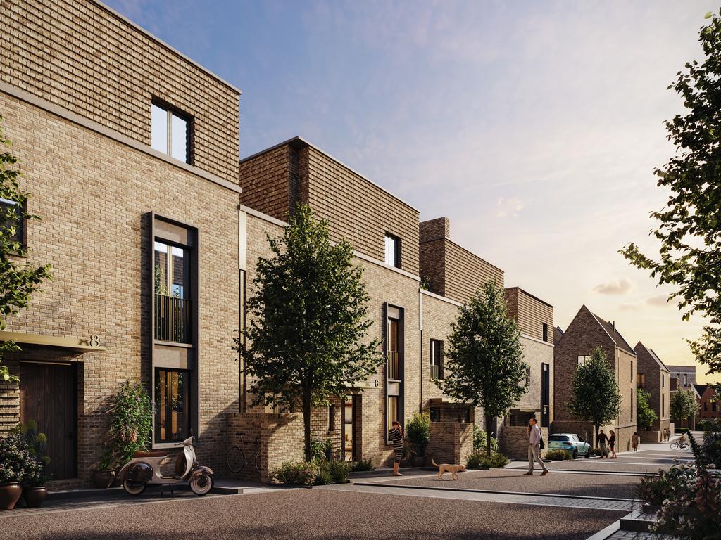 463 TRINITY MEWS.jpg