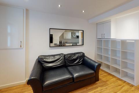 1 bedroom terraced house to rent, flat 1 50 Glasshouse Street, Nottingham, Nottinghamshire, NG1