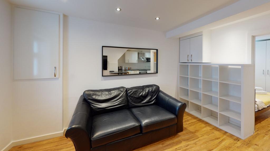 1-50-Glasshouse-St-Living-Room