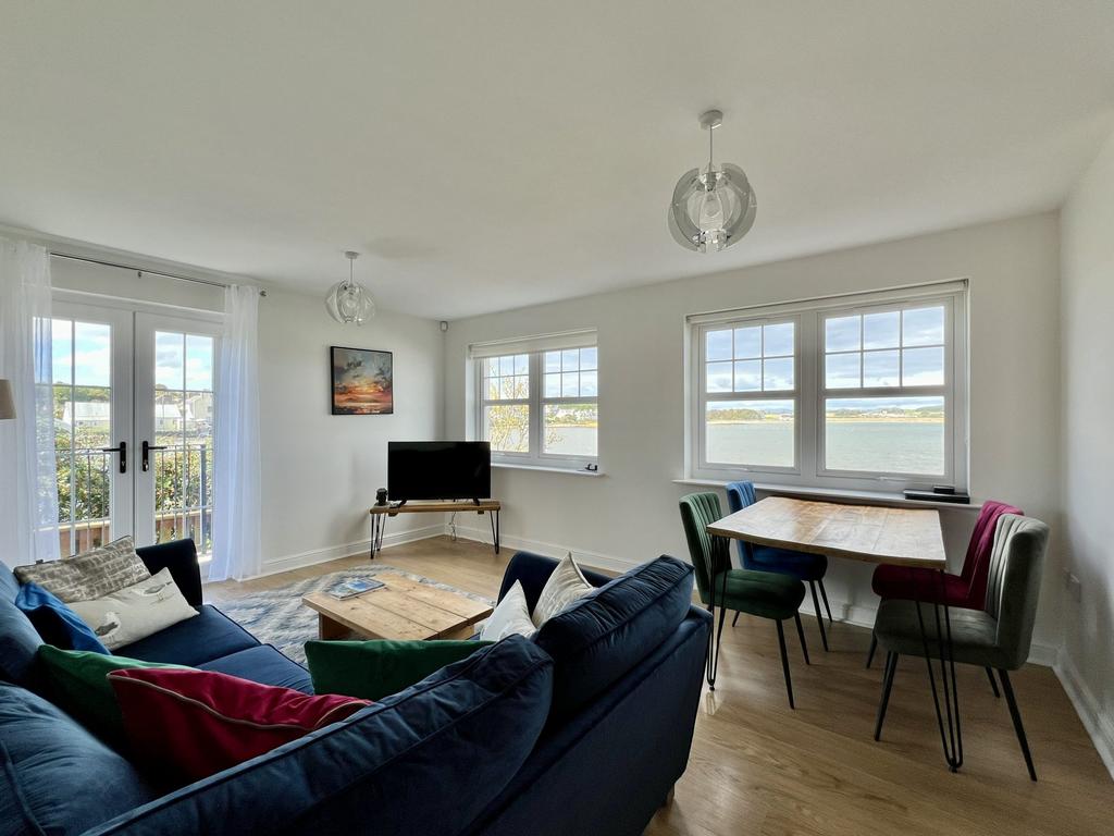 3 Callanders Close, Garlieston - Williamson and He
