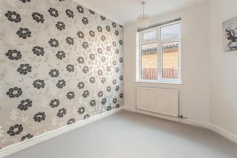 1 Common Road, Hanham, Bristol, BS15 3LJ