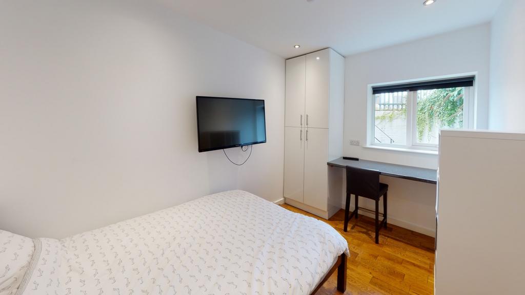 5-54-Glasshouse-Street-Bedroom