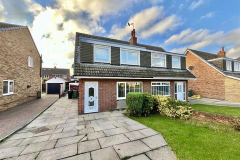 3 bedroom semi-detached house for sale, Yew Lane, Garforth, Leeds