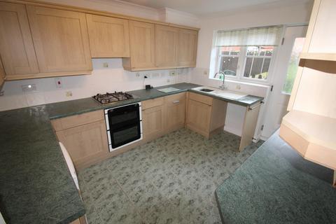 4 bedroom house to rent, Kingsmead, Stretton DE13