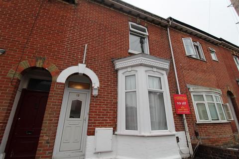 3 bedroom terraced house to rent, Forster Road, Southampton