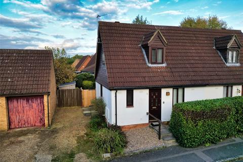 2 Caesars Close, Bancroft, Milton Keynes, MK13 0QD