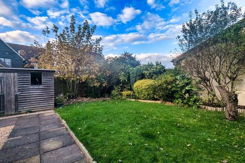 2 Caesars Close, Bancroft, Milton Keynes, MK13 0QD
