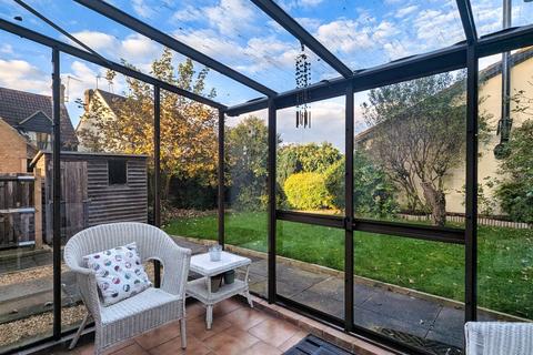 2 Caesars Close, Bancroft, Milton Keynes, MK13 0QD