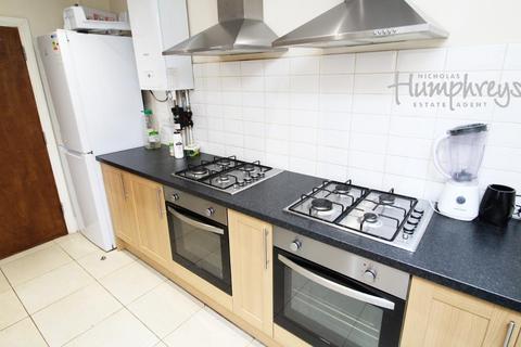 8 bedroom terraced house to rent, Lodge Road, Southampton