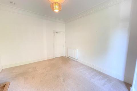 2 bedroom flat to rent, Baxter Park Terrace, Dundee, DD4