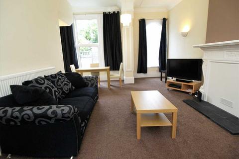 2 bedroom apartment to rent, Mannamead Road, Plymouth