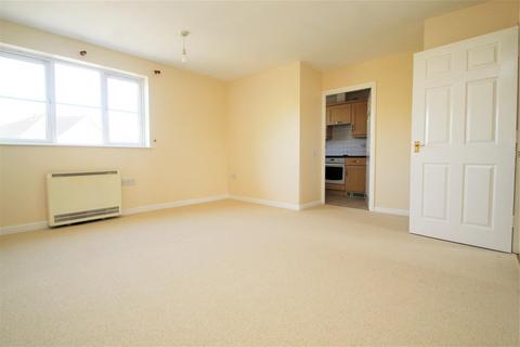 2 bedroom flat to rent, Princes Gate, High Wycombe HP13