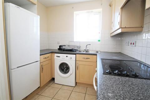 2 bedroom flat to rent, Princes Gate, High Wycombe HP13