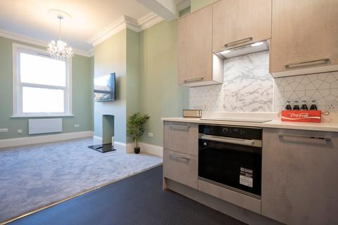 1 bedroom flat for sale, Crescent Road, Ramsgate, CT11