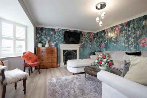 3 Foundry Garth, Burton Pidsea, Hull, HU12 9DR