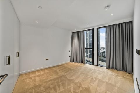 3 bedroom apartment to rent, Thames City, London SW8