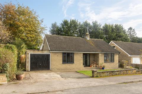 4 bedroom detached bungalow for sale, Keld Close, Pickering