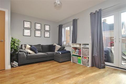 4 bedroom end of terrace house to rent, 5 Gloucester Close, Woking GU21