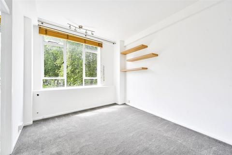 1 bedroom apartment to rent, 6-9 Charterhouse Square, London EC1M