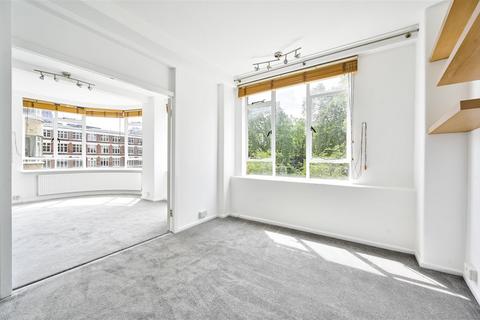 1 bedroom apartment to rent, 6-9 Charterhouse Square, London EC1M