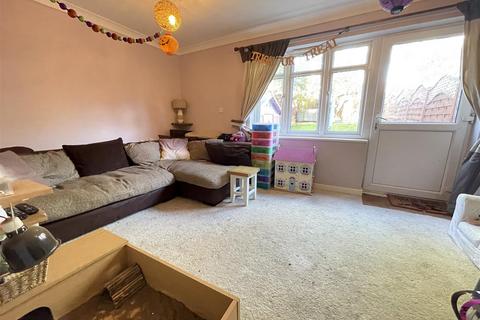 2 bedroom terraced house for sale, Deanside, Camberley GU15