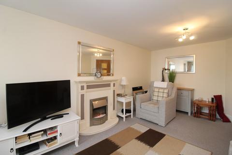 1 bedroom ground floor flat for sale, Minster Drive, Herne Bay, CT6