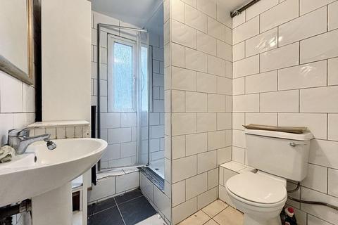 4 bedroom end of terrace house for sale, 83 Shakespeare Road, Brixton, London, SE24 0PX