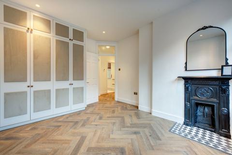 undefined, Gilbert Street, Mayfair, London, W1K