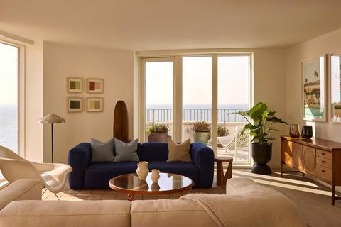 2 bedroom apartment for sale, Shoreline, Folkestone, Kent, CT20