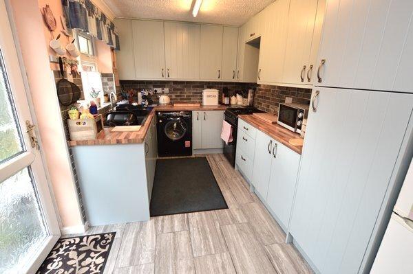 Open plan kitchen/diner