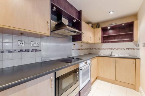 2 bedroom flat to rent, Smugglers Way, Wandsworth Town, London, SW18