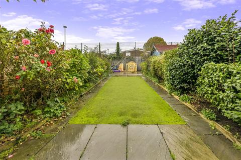 3 bedroom terraced house to rent, Sulivan Road, London, SW6