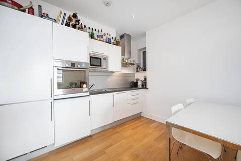 1 bedroom flat for sale, Kingsland Passage, Dalston, London, E8