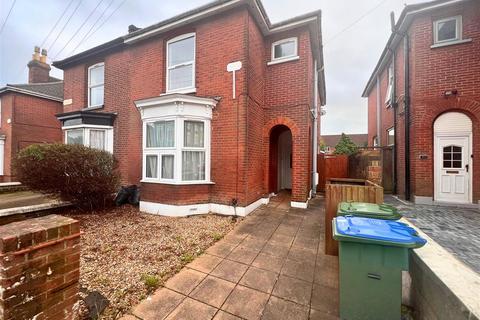 4 bedroom house to rent, Lodge Road, Southampton