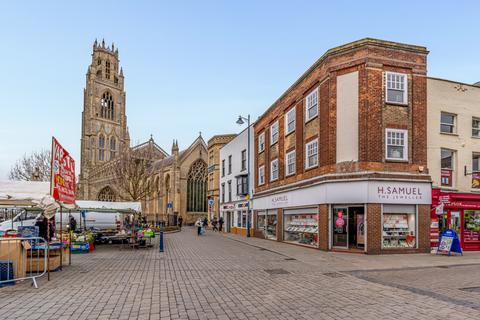 Retail property (high street) to rent, Boston PE21