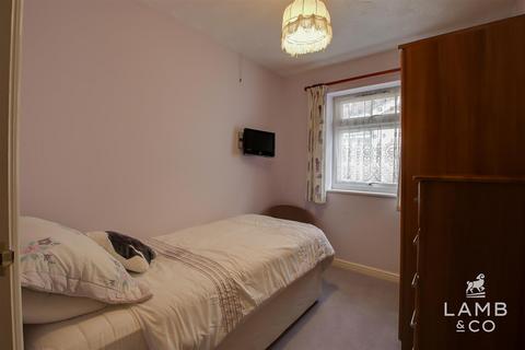 22 Chaffinch Drive, Harwich, CO12 4WL