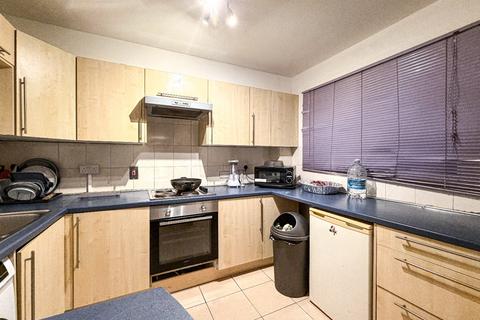 1 bedroom apartment to rent, Hamilton Court, Taunton