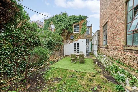 1 bedroom flat for sale, Hugon Road, London, SW6