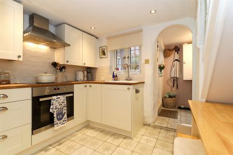 1 bedroom terraced house for sale, Church Street, Old Chesham, Buckinghamshire, HP5