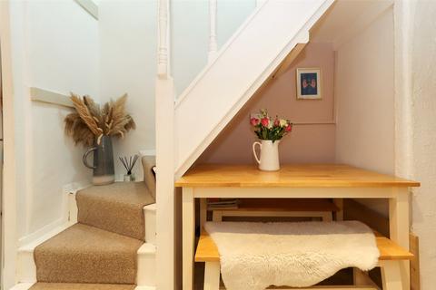 1 bedroom terraced house for sale, Church Street, Old Chesham, Buckinghamshire, HP5