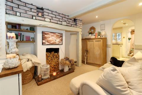 1 bedroom terraced house for sale, Church Street, Old Chesham, Buckinghamshire, HP5