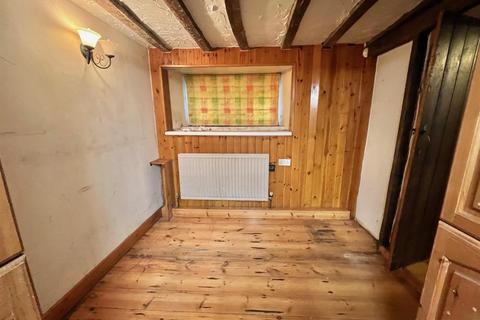 5 Blakestones, Slaithwaite, Huddersfield, HD7 5UF