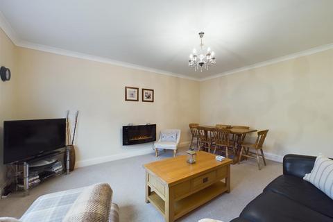 2 bedroom flat for sale, Esplanade Road, Scarborough YO11