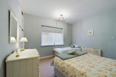 2 bedroom flat for sale, Esplanade Road, Scarborough YO11